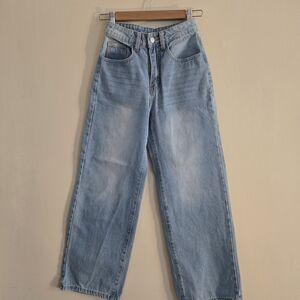 SHEIN Light Blue Straight Leg Jeans